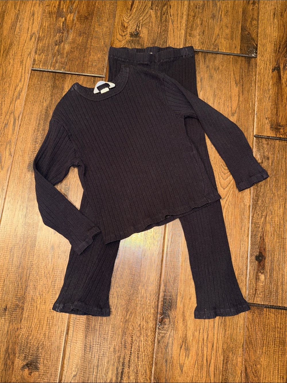 H&M Adorables GIRLS SIZE 6X Black Ribbed Two-Piece Set. EUC.